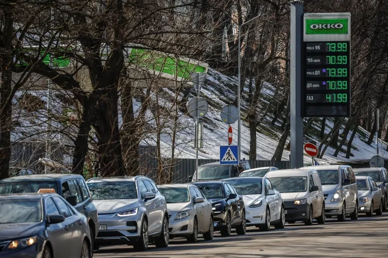 “Russia shocks markets with gasoline export ban amid Iran war fears”