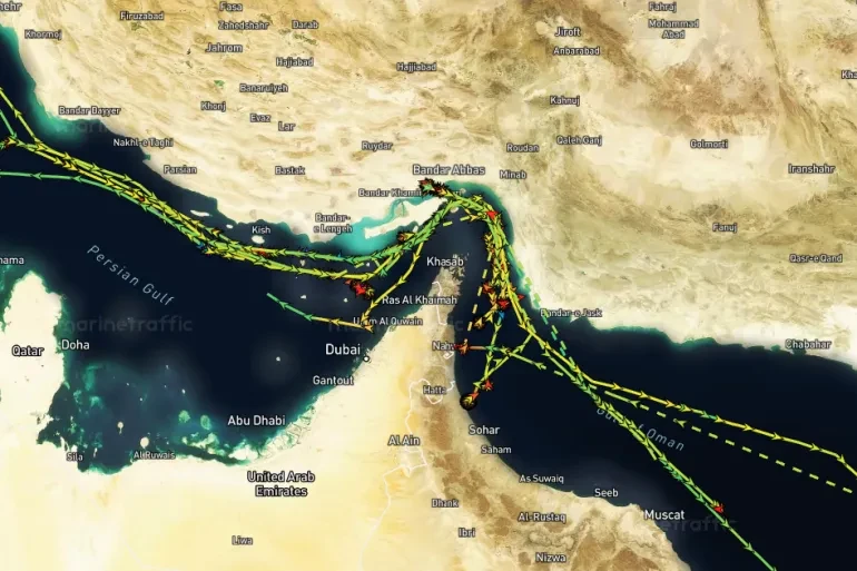 Oil Rebounds as Hormuz Risks and Fragile Truce Renew Supply Concerns