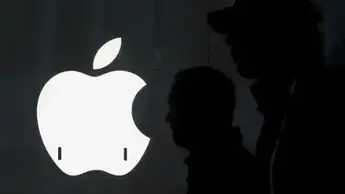 U.S. Government Shutdown: A Golden Opportunity for Apple and Amazon