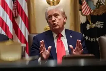 Trump announces 100% tariffs on China, oil collapses, and gold continues to rise.