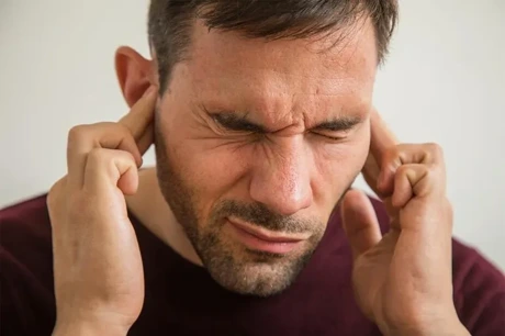 What are the causes of objective tinnitus?