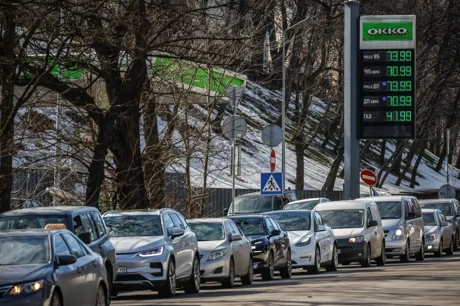 “Russia shocks markets with gasoline export ban amid Iran war fears”